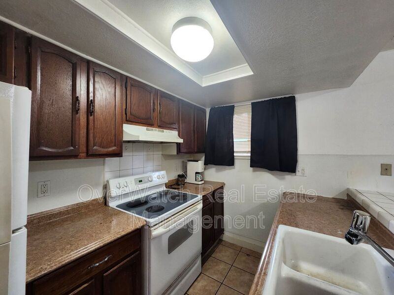 530 Mumford St #4 - Photo 5 of 10