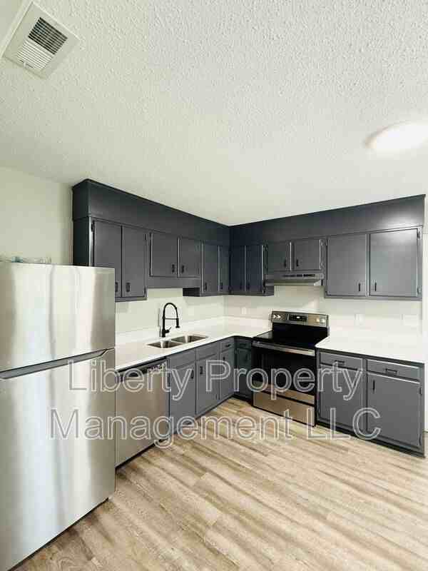 1002 Ryder Ct - Photo 4 of 16