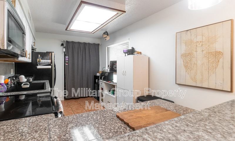 4814 Kingsmeadow Ln - Photo 7 of 31