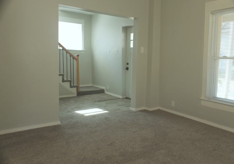 616 N 30th St - Photo 3 of 11