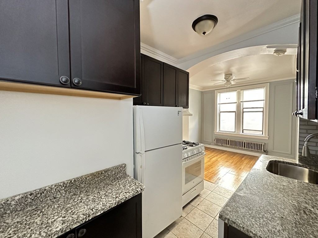 1361 W Estes Ave #1V - Photo 5 of 21