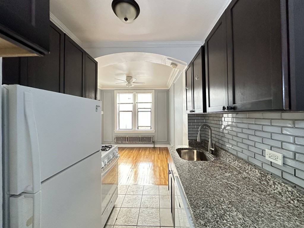 1361 W Estes Ave #1V - Photo 6 of 21