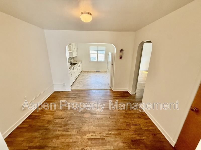 516 South St #5 - Photo 3 of 7