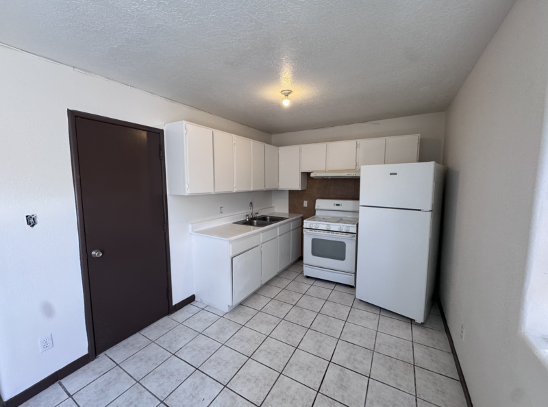 240 Wheeler Avenue Southeast #A - Photo 3 of 5