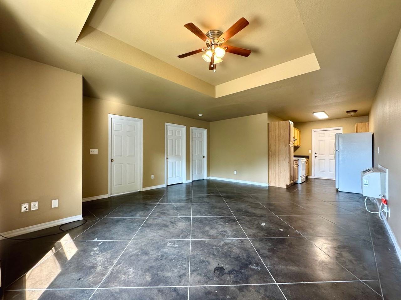 35 Gabriel Way - Photo 3 of 14