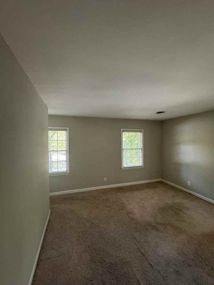 2900 Rustic Ln - Photo 7 of 15