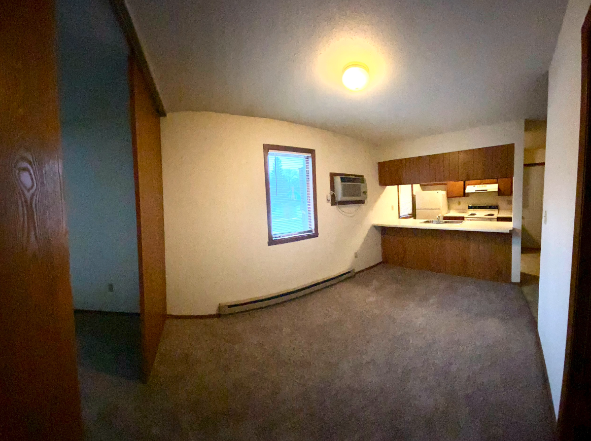 1104 North University Drive - Photo 5 of 12