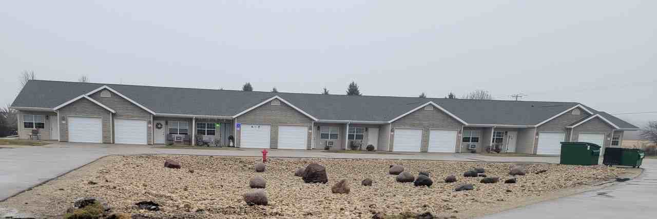 Crossroads Town Homes - Photo 2 of 26