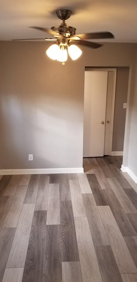 4503 Shelbyville Rd. - Photo 3 of 5