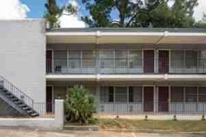 featured image of 106 West 7th Avenue