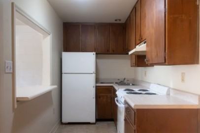 Lexington Apartments - Photo 3 of 29