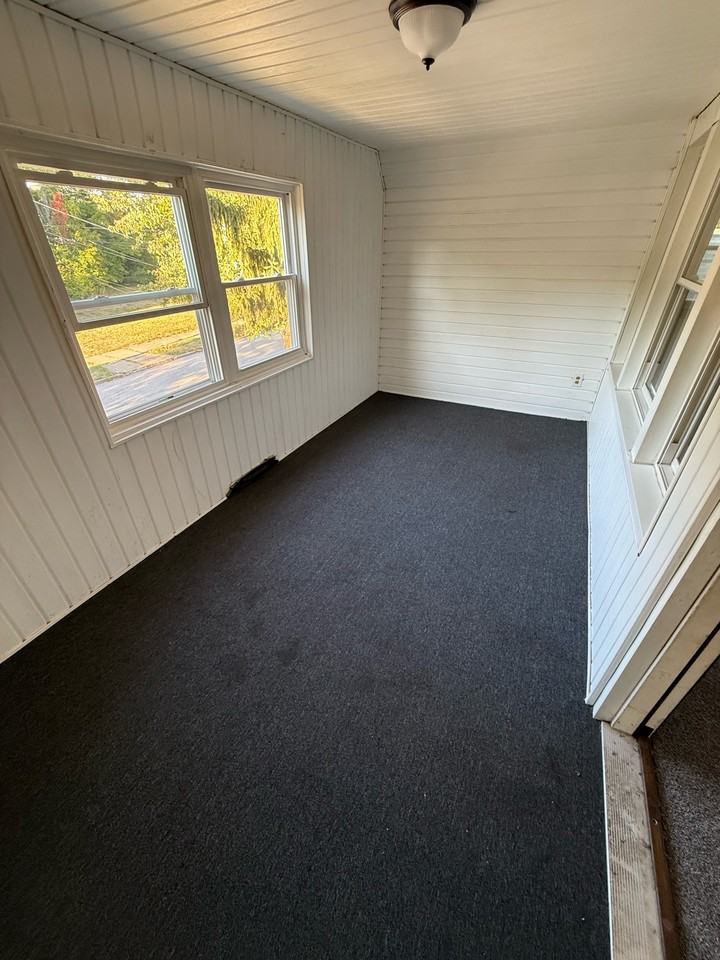 Peckham Street 918 - Photo 3 of 8