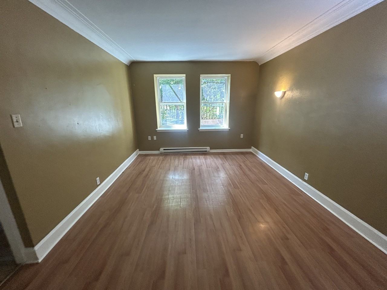 212 N 6th St - Photo 2 of 16