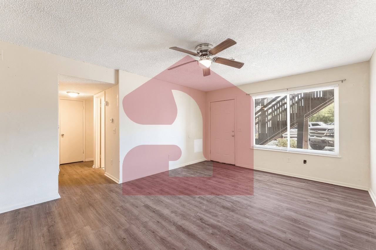 Creekside Apartments - Photo 5 of 16