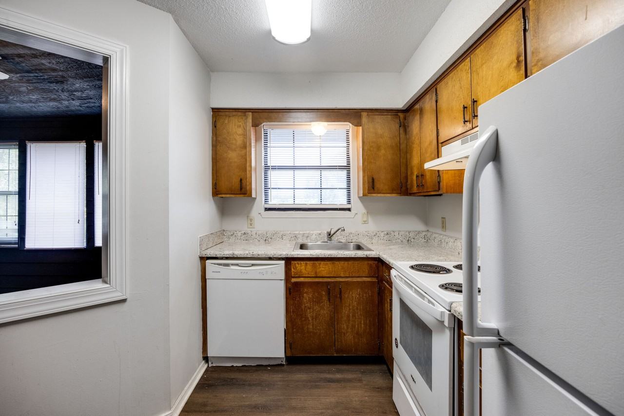 34 Woodlawn Drive (new) - Photo 7 of 50