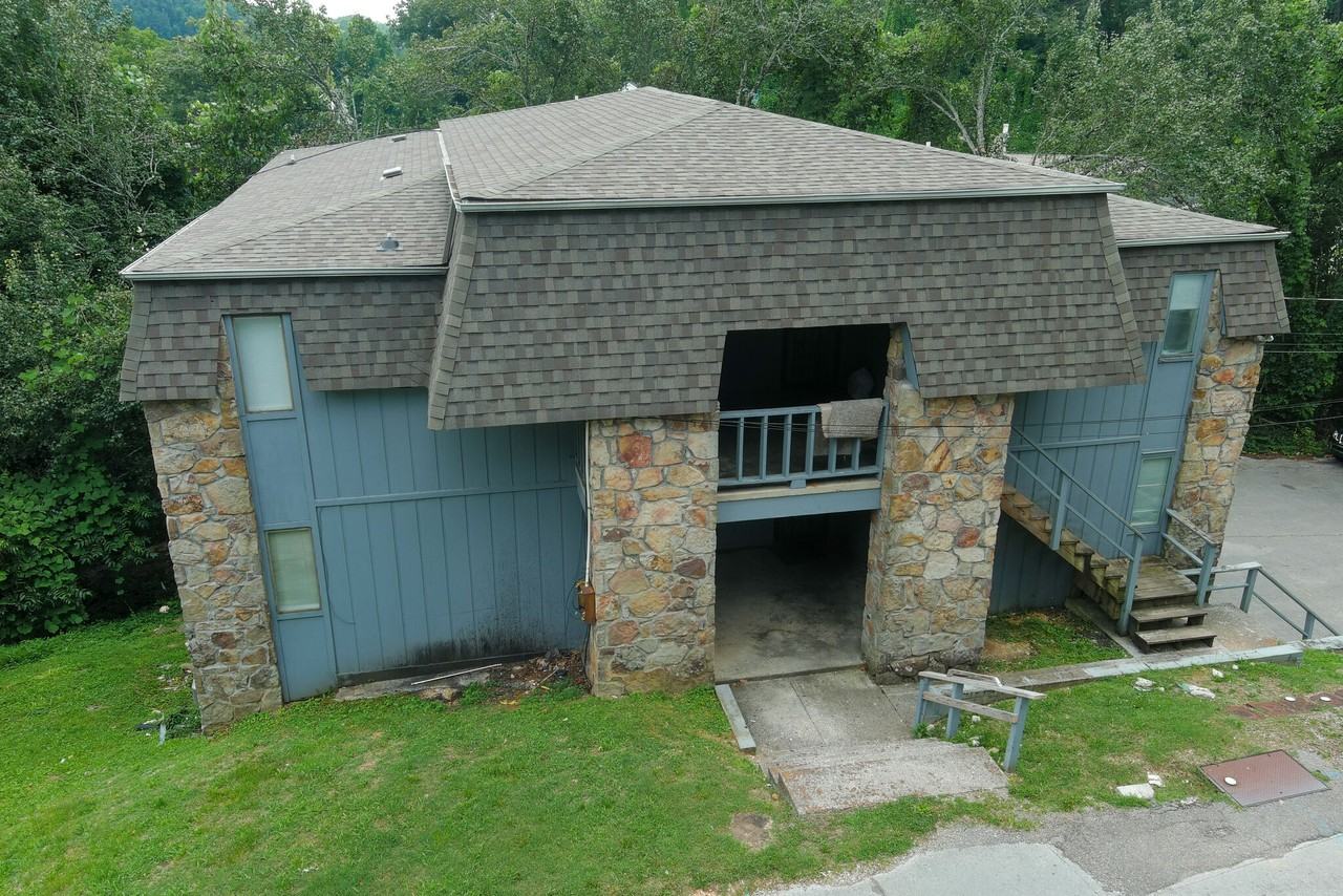 30 Woodlawn Drive - Photo 3 of 3