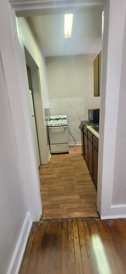 542 Washington - Photo 7 of 17