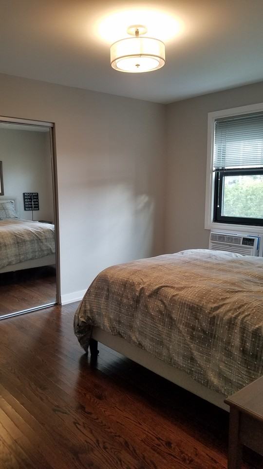 W Bryn Mawr Ave & N Sheridan Rd - Photo 5 of 14