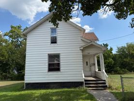 1009 Adrian St - Photo 1 of 1