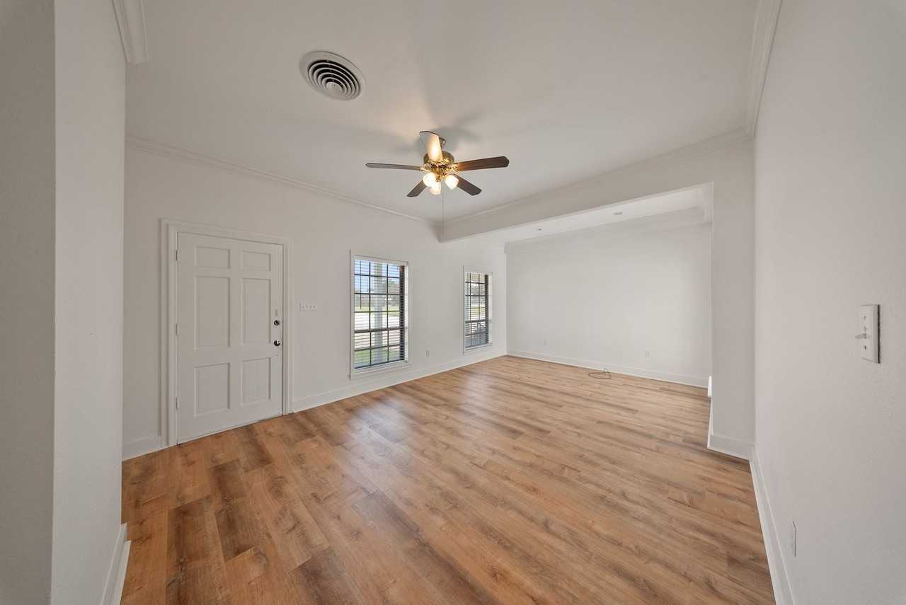 159 6th St - Photo 6 of 13