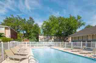 Gulf View Apartments | Pool, Gym, Granite Countertops, & MORE! - Photo 1 of 1