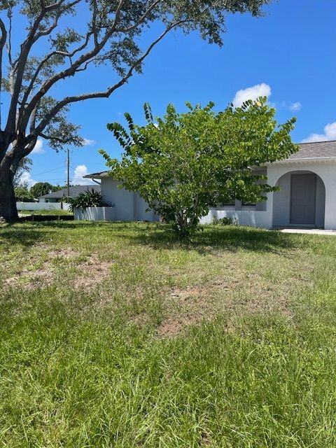 2710 Sw 4th Ave - Photo 3 of 17