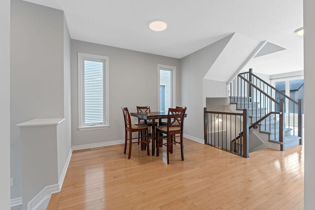 116 Popplewell Crescent - Photo 5 of 45