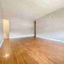 Three Awesome Bees Realty, LLC:[TAB][KT] 4815 Ames Ave - Photo 1 of 1