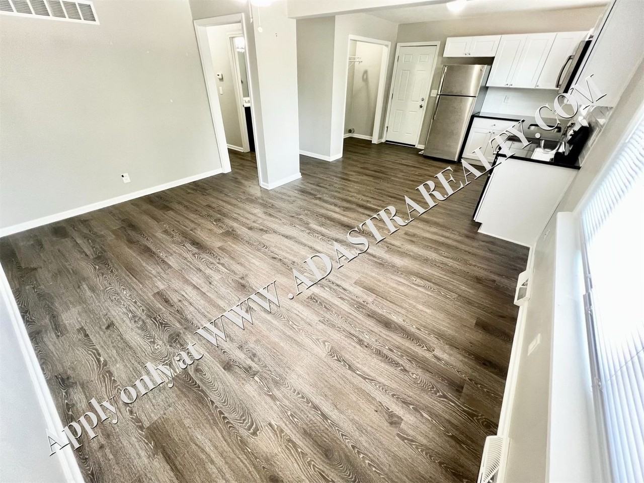 6042 Pflumm Road - Photo 6 of 13