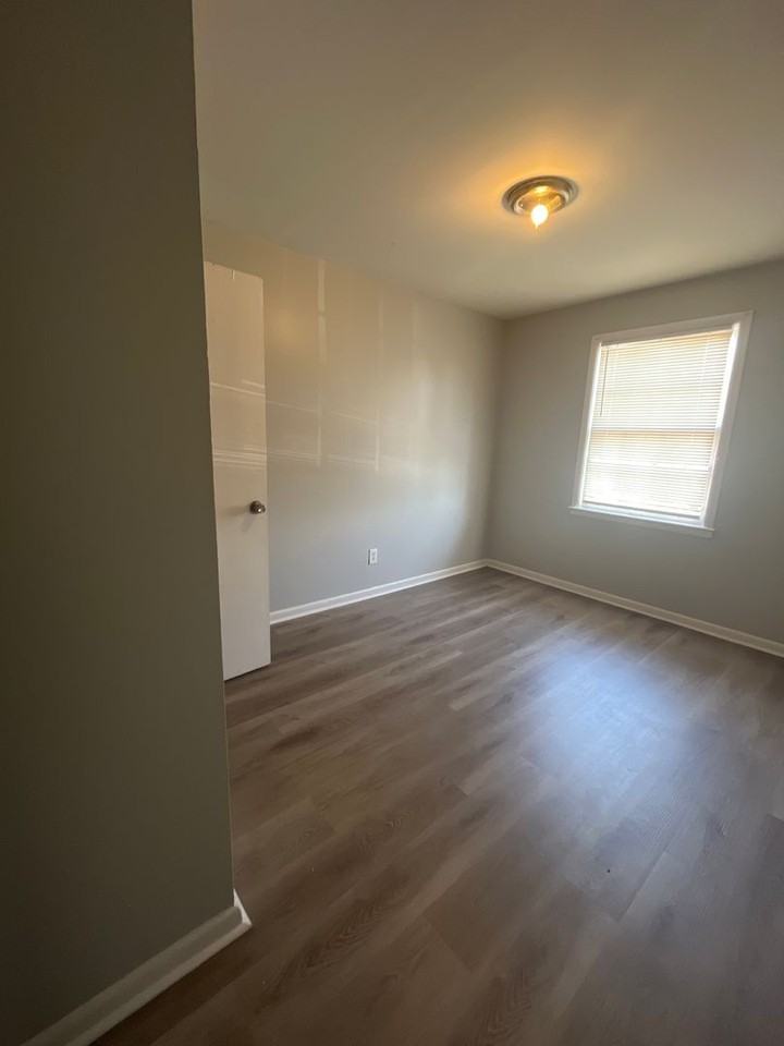 1037 1037 Db Todd Blvd #11 - Photo 4 of 5