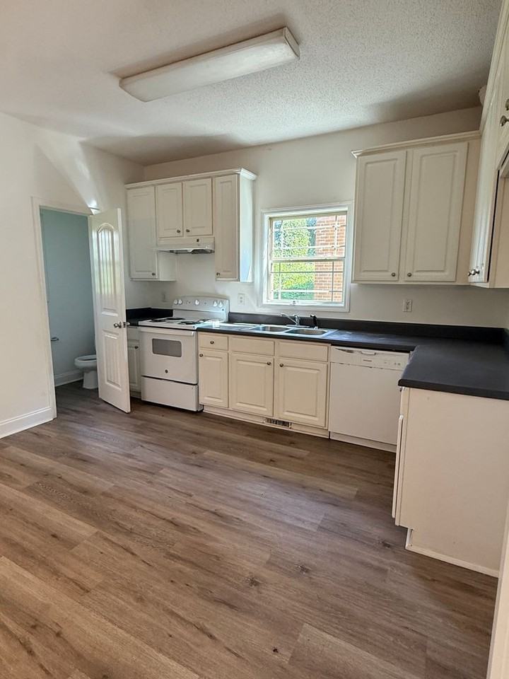 8189 Spillers Dr Sw - Photo 6 of 41