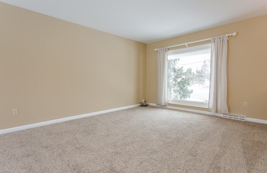 1314 Michigan Ave - Photo 3 of 18