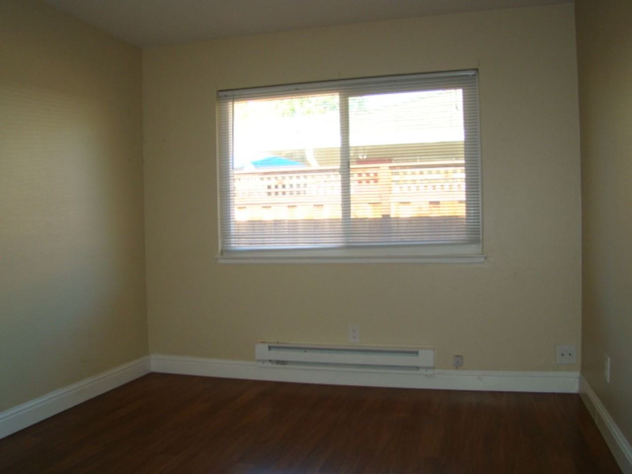 606B Millich Dr - Photo 6 of 9