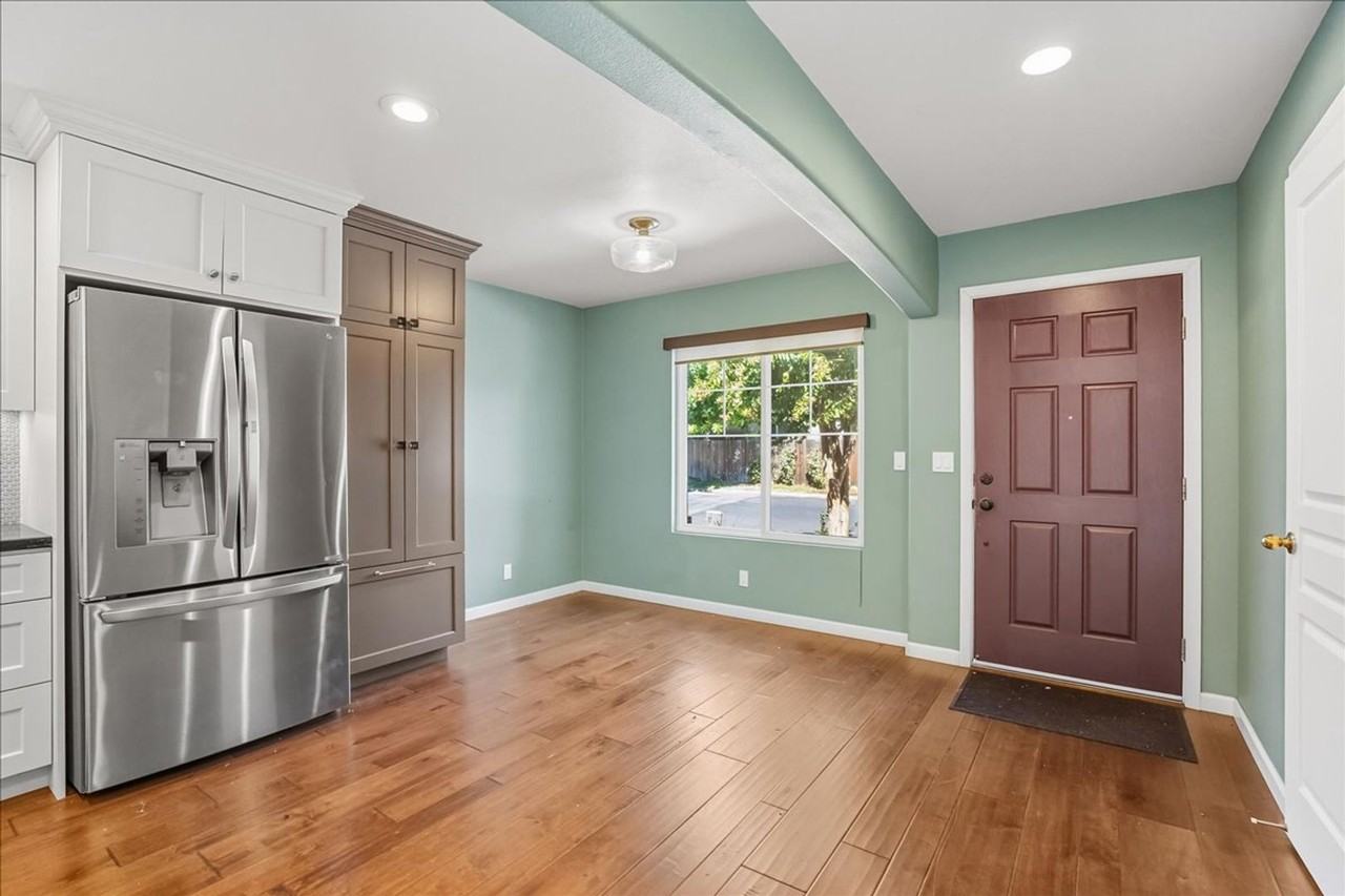 3224 Via Verdi Terrace - Photo 3 of 29