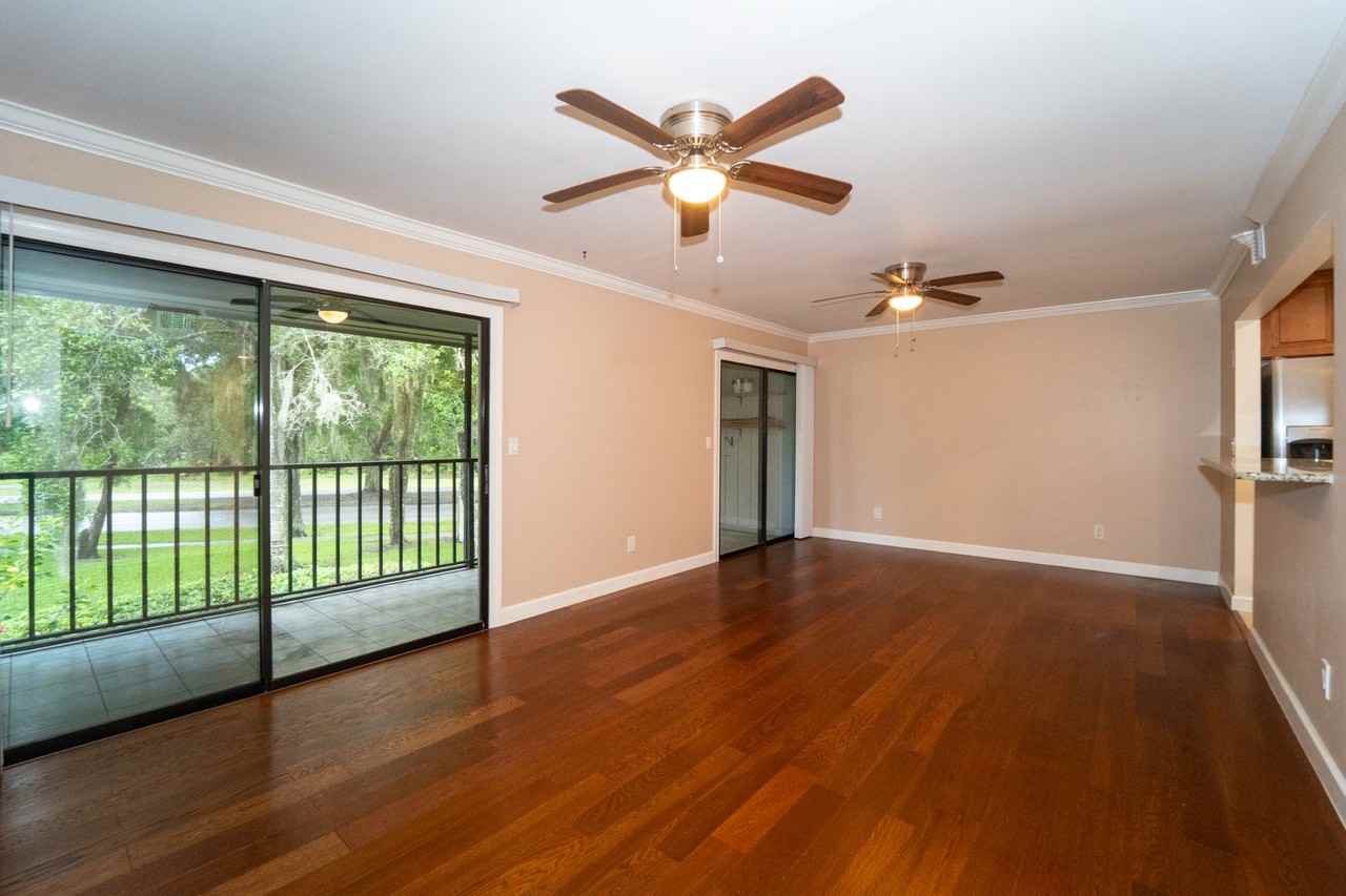 6 Alcira Ct - Photo 3 of 33