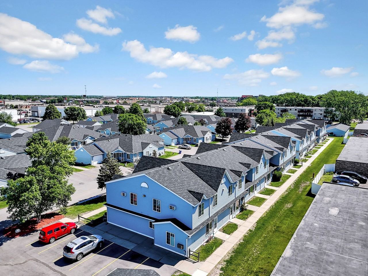 Park Villa - Photo 3 of 3