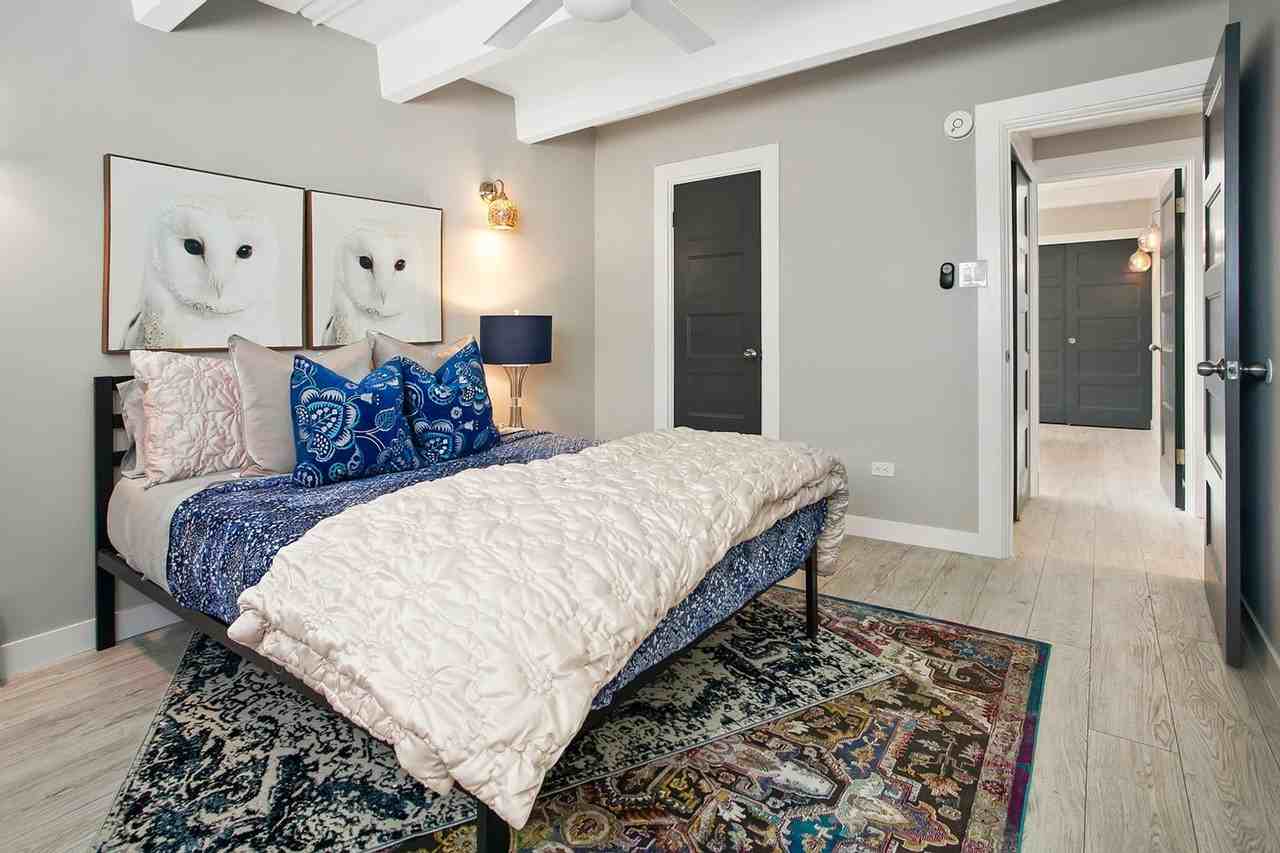 White Swan Apartments – Capitol Hill / Congress Park - Photo 7 of 35