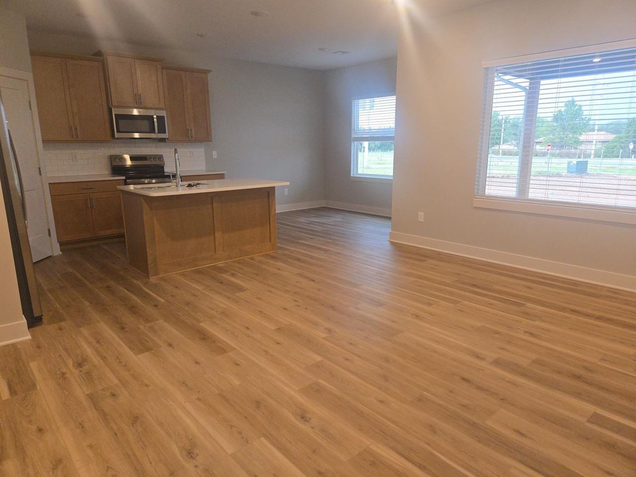 1165 Trek Cir - Photo 3 of 20