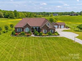 featured image of 514 Clover Leaf Rd
