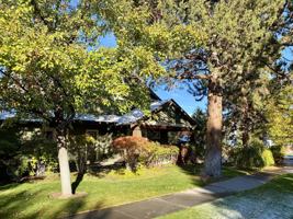 featured image of 2597 Nw High Lakes Loop