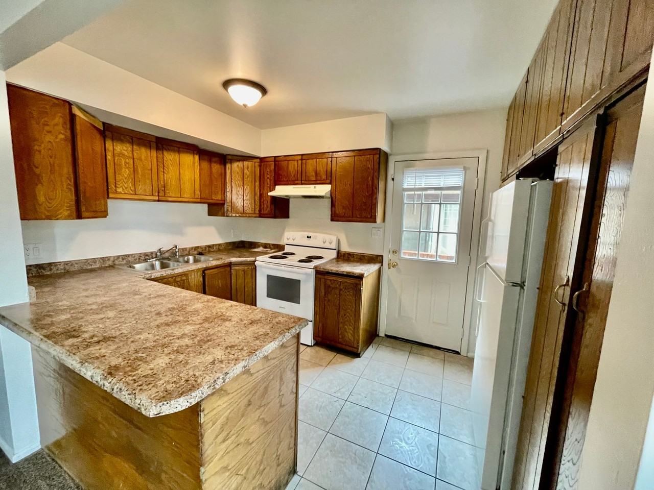 1152 North 1400 West - Photo 4 of 13