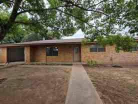 112 Broadmoor Dr - Photo 1 of 1