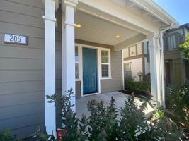 featured image of 206 9th St