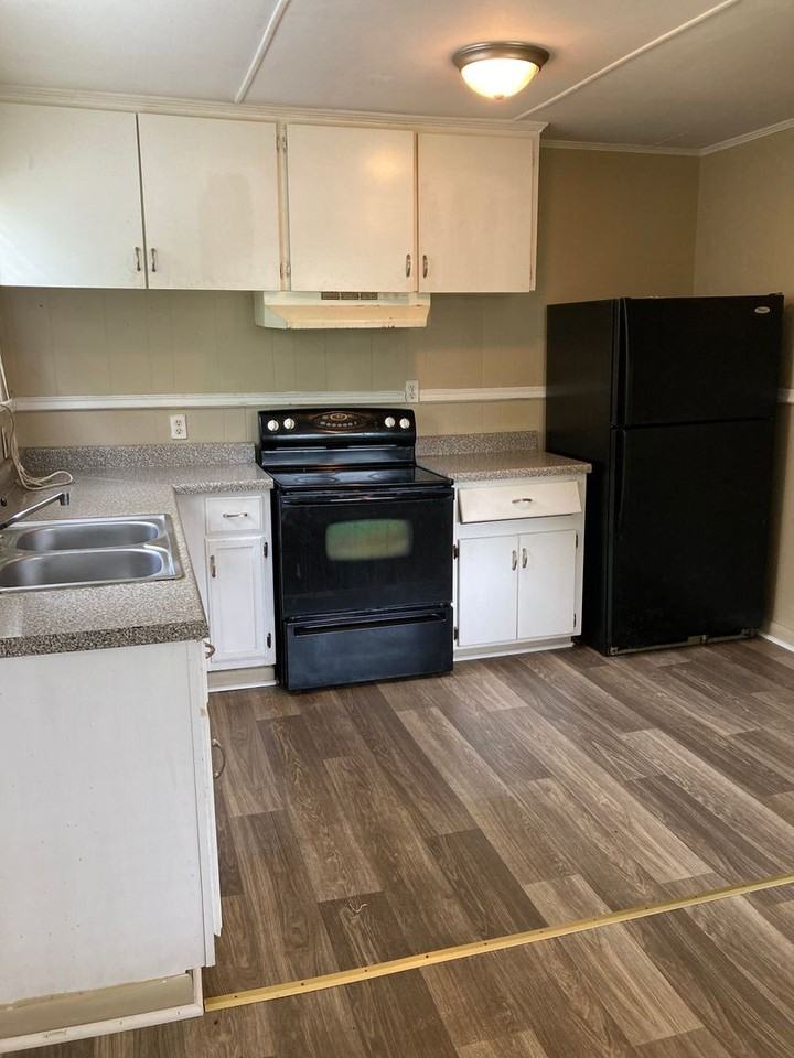 4214 Myrtle Ave - Photo 4 of 6