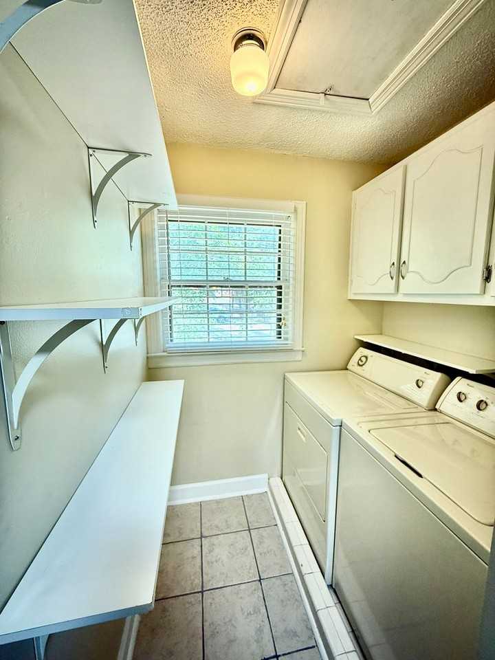 2109 Epworth Dr Ne #F - Photo 6 of 13