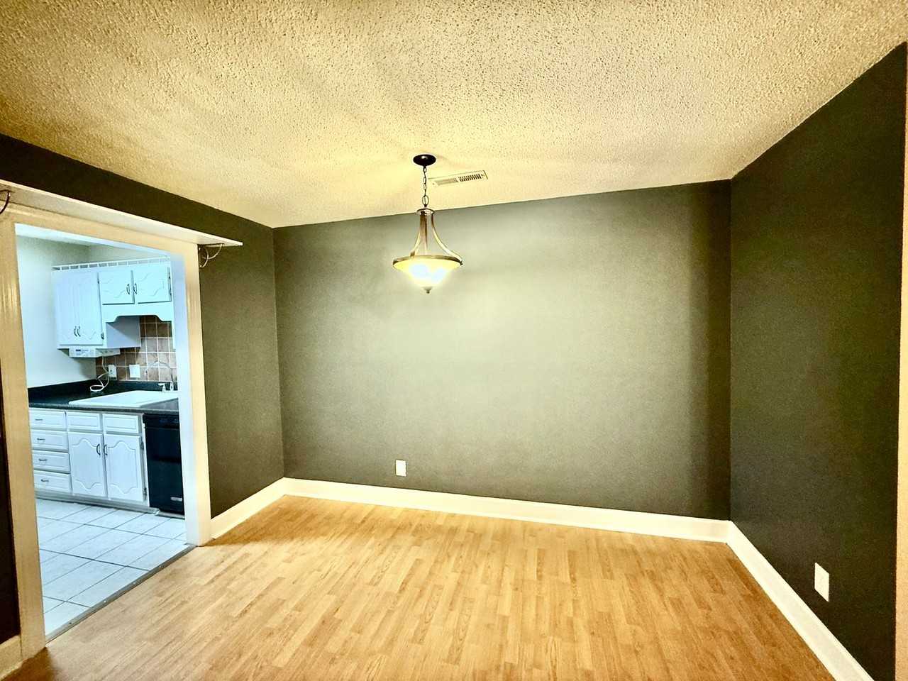 2109 Epworth Dr Ne #F - Photo 3 of 13