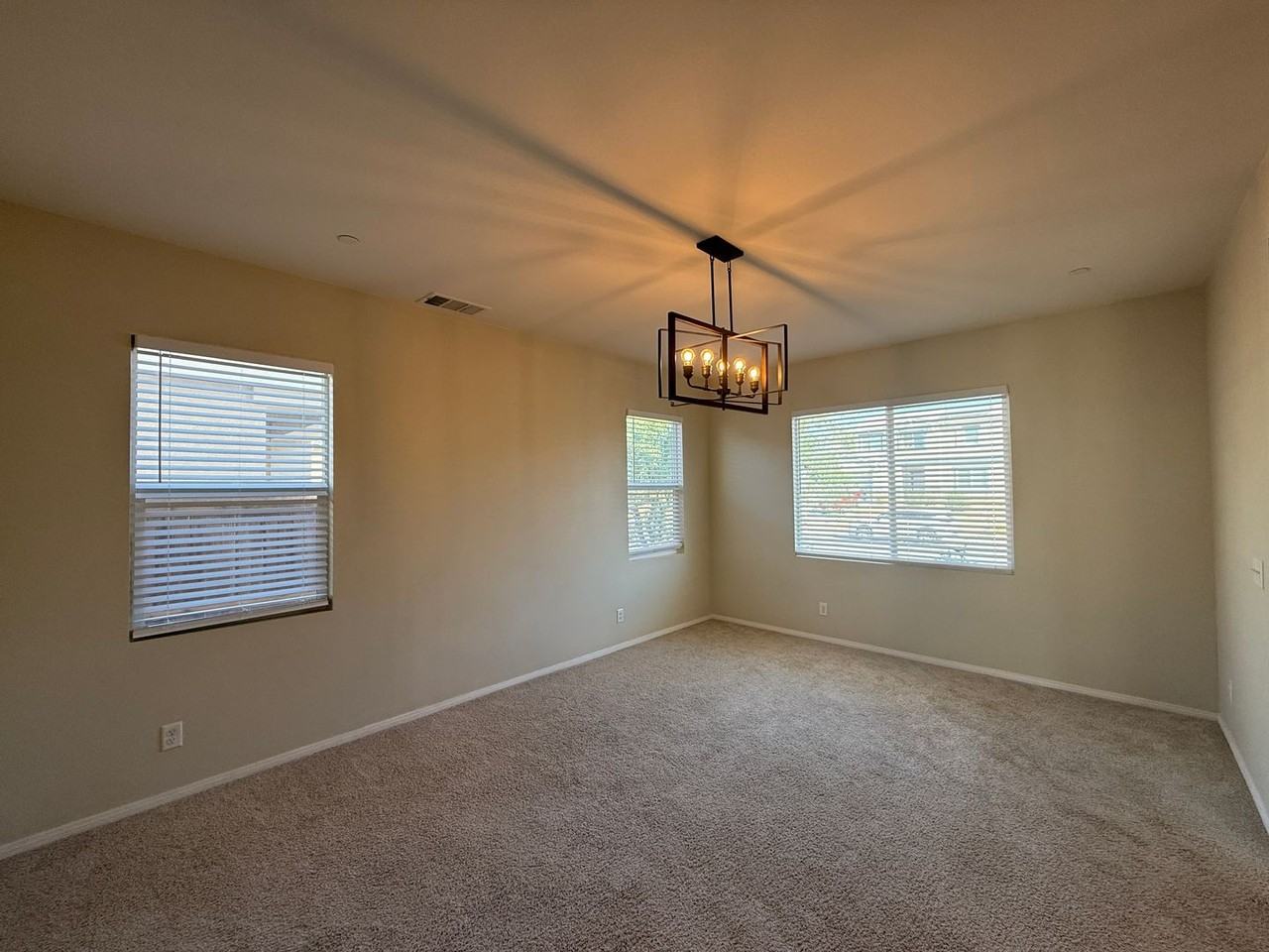 3628 Mt San Gorgonia Ave - Photo 4 of 28