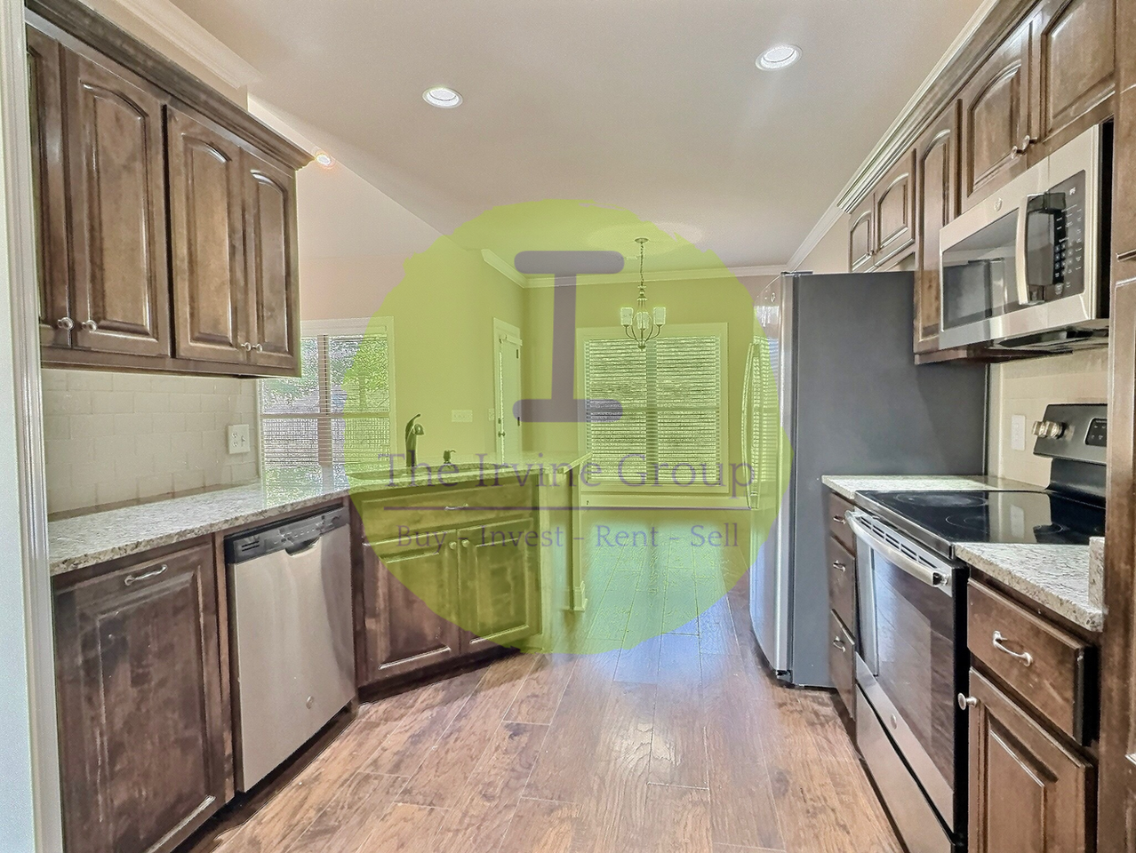 1017 Ridge Point Dr - Photo 2 of 12