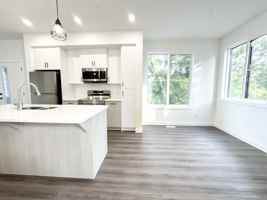 featured image of 2439 26 Ave Nw #UPPER