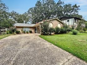 9105 Peach Tree Ln - Photo 1 of 1